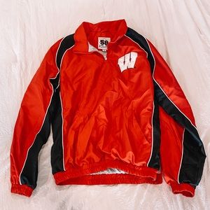Wisconsin Badgers pullover jacket